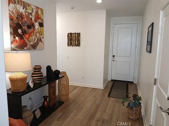 3rd image of 5081 Larkspur Rd