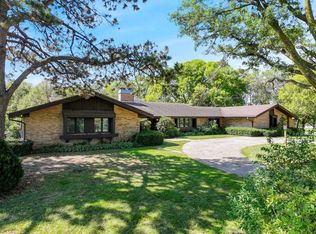 24 Applewood Dr, Shenandoah, IA 51601