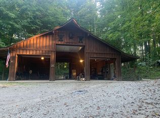 6883 W Allen Creek Rd, Taswell, IN 47175