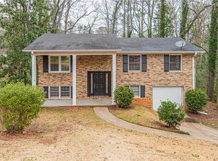 1689 Pine Glen Cir, Decatur, GA 30035