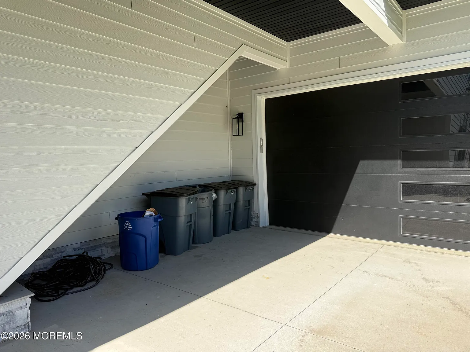 2 bed, 1200 sqft, $3,150 — Photo 4