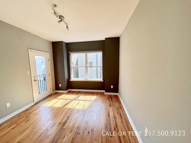 531 Budd St #2C — Photo 2