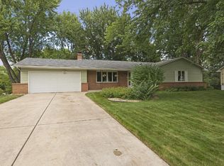 6280 Linden Rd, Woodbury, MN 55125