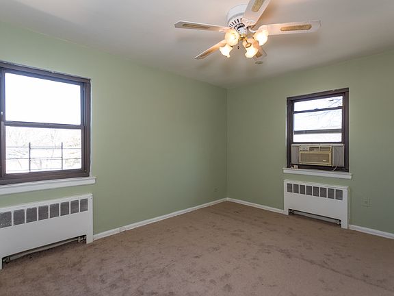 4th image of 7523 217th St