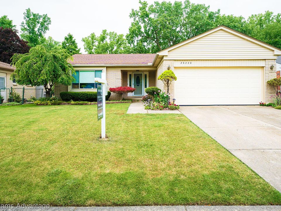 1st image of 28220 Acacia St