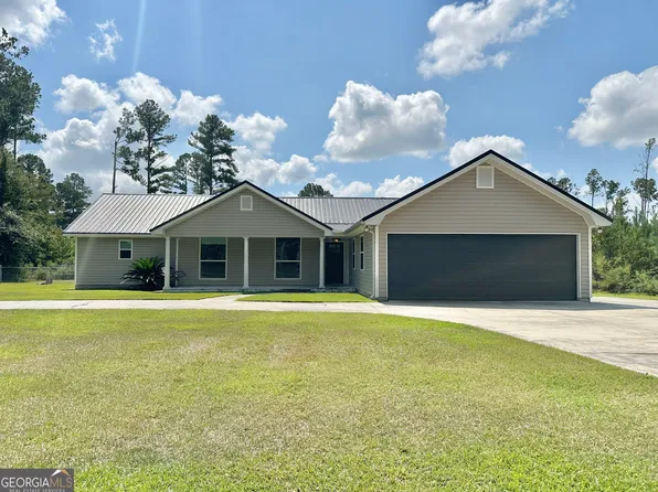 273 Sunbeam Rd, Douglas, GA 31535