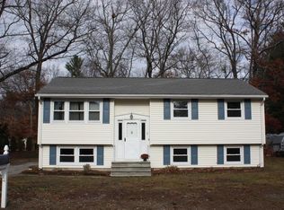 2 Cypress Rd, Westford, MA 01886