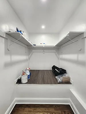 Rented by Astoria Realty | media 8