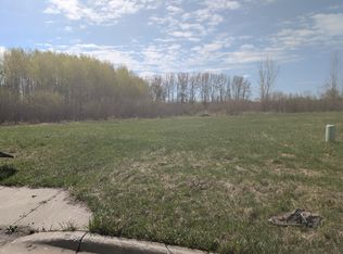 608 Knights Ct, Sartell, MN 56377