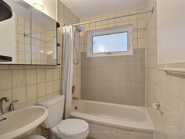 29 Tangmere Rd — Photo 15