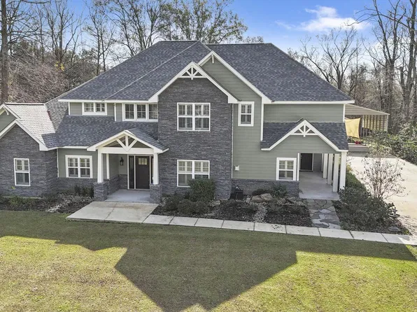 10573 Shadow Lake Dr, Geismar, LA 70734