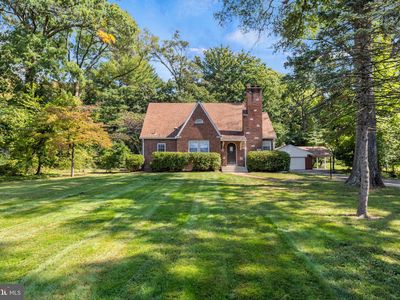 6123 Princess Garden Pkwy, Lanham, MD, 20706