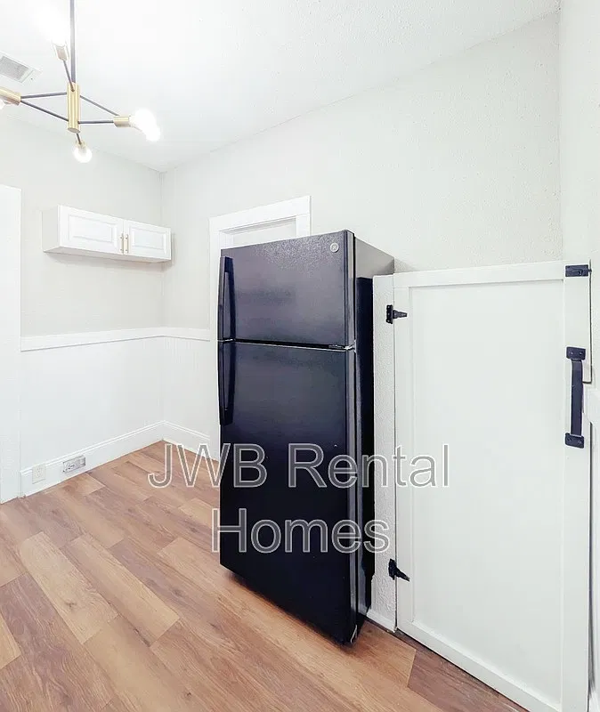 Northside — Photo 2