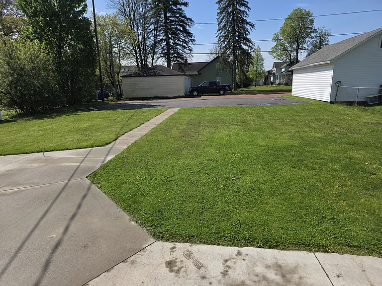 519 Humboldt Ave #LOWER — Photo 33
