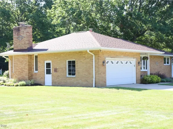 8259 Craig Ln, Broadview Heights, OH 44147