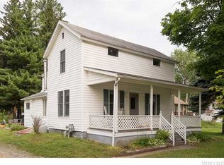 2206 County Line Rd, Alden, NY 14004