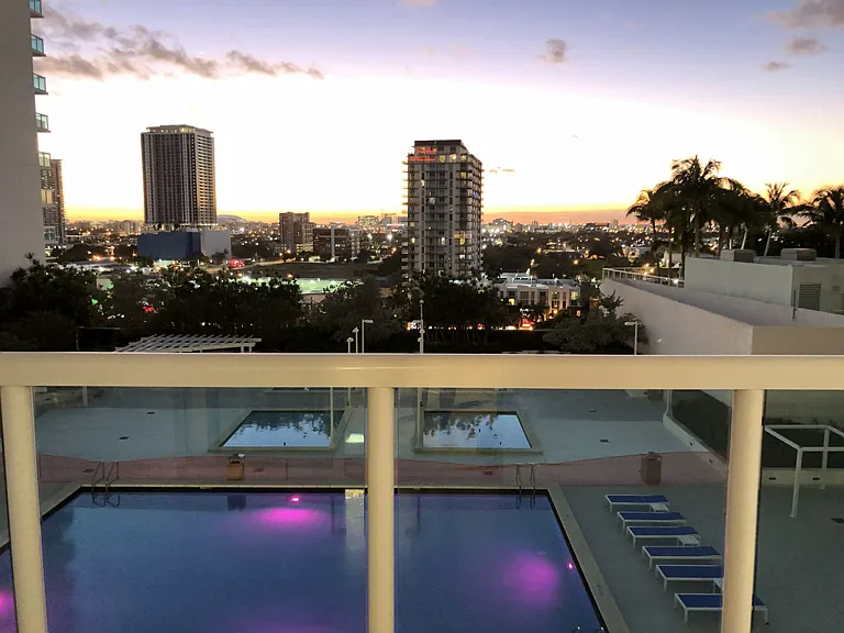 1800 N Bayshore Dr #1408 — Photo 7