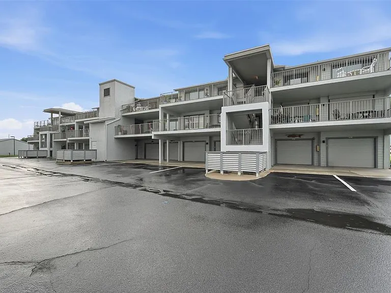 845 Ladyfish Ave #B304 — Photo 3