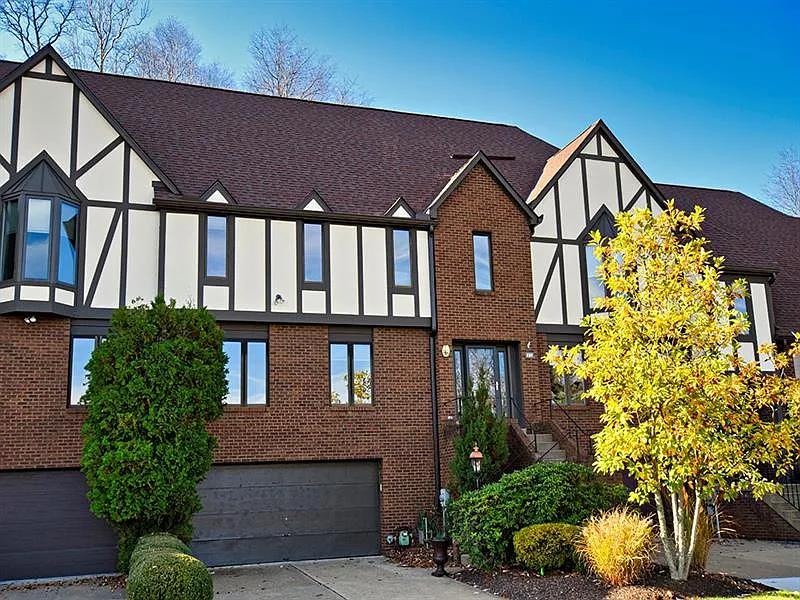 439 Forest Highlands Dr photo 1
