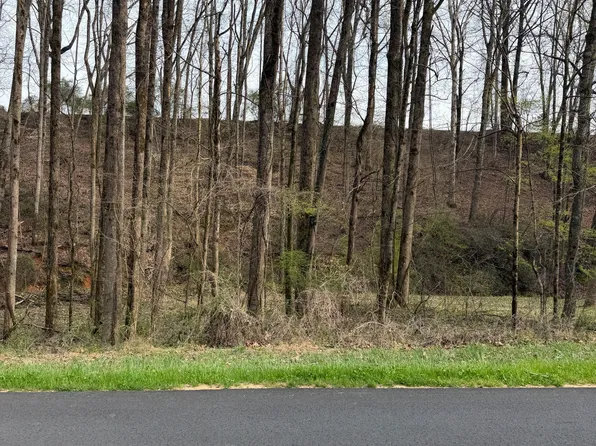 3402 Cagle Rd, Gainesville, GA 30501