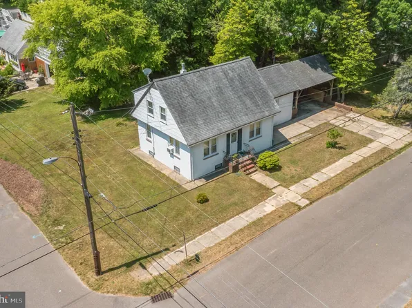777 Delaware Ave, Manahawkin, NJ 08050