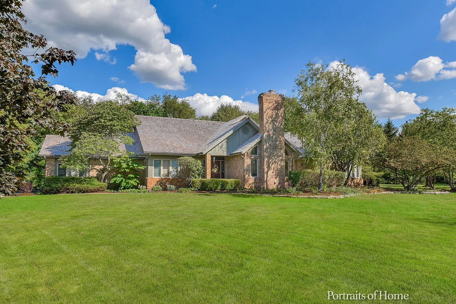 31W639 Percheron Ln photo 1