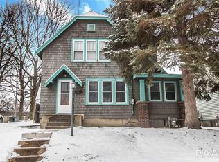 422 South St, Pekin, IL 61554