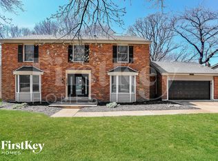 16342 Peppermill Dr, Chesterfield, MO 63005
