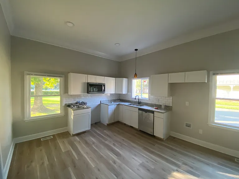 309 N Webb St — Photo 9