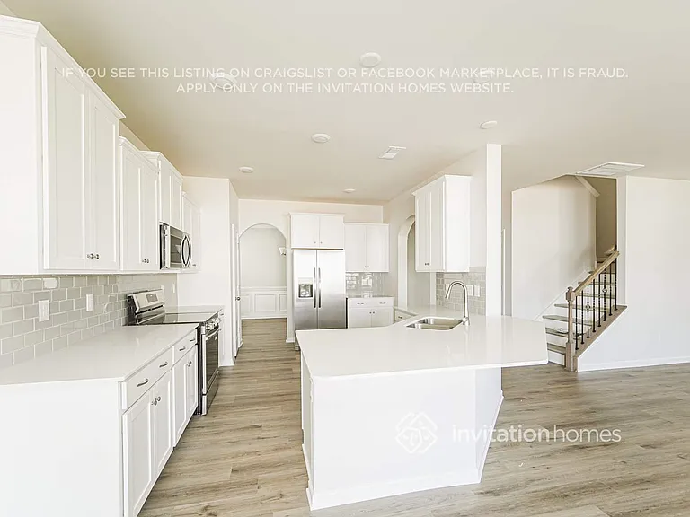 7364 Echoing Hills Ln — Photo 6