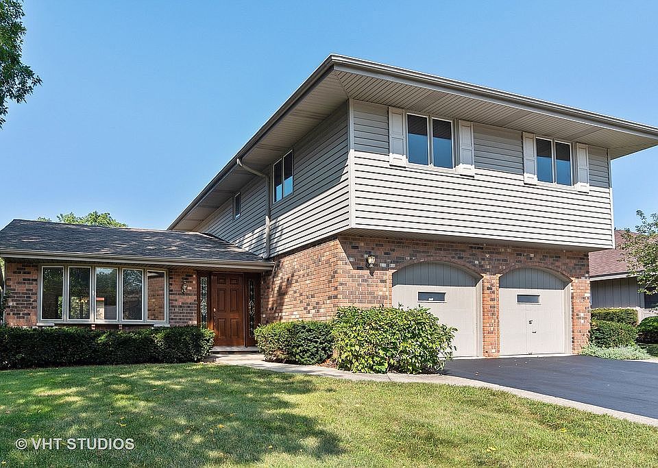 1st image of 218 Southwick Ln