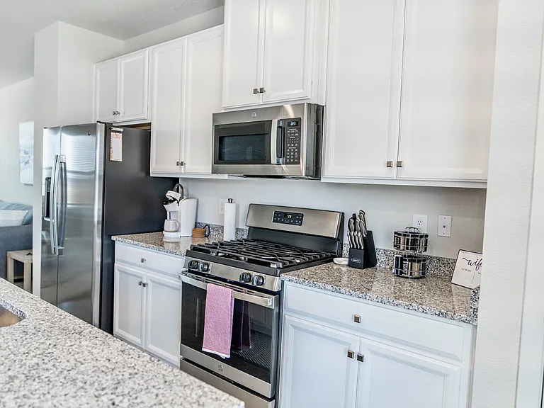 409 Fost Blvd #1 — Photo 14