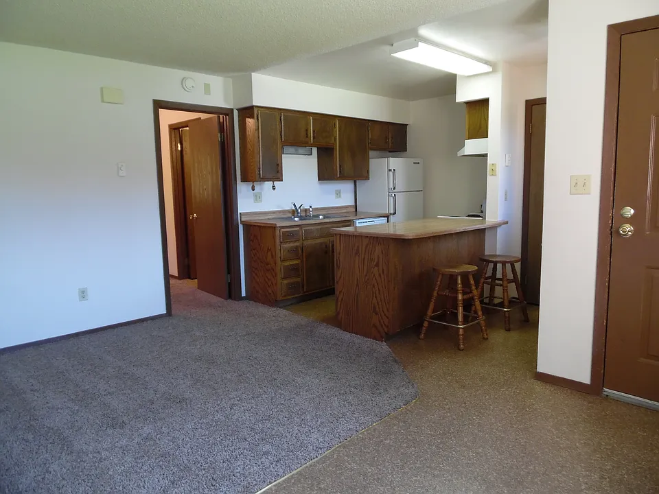 1515 Baker St #B