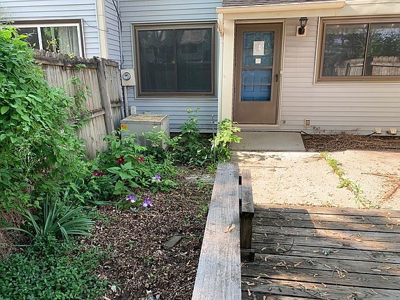2nd image of 913 Breezewood Cir