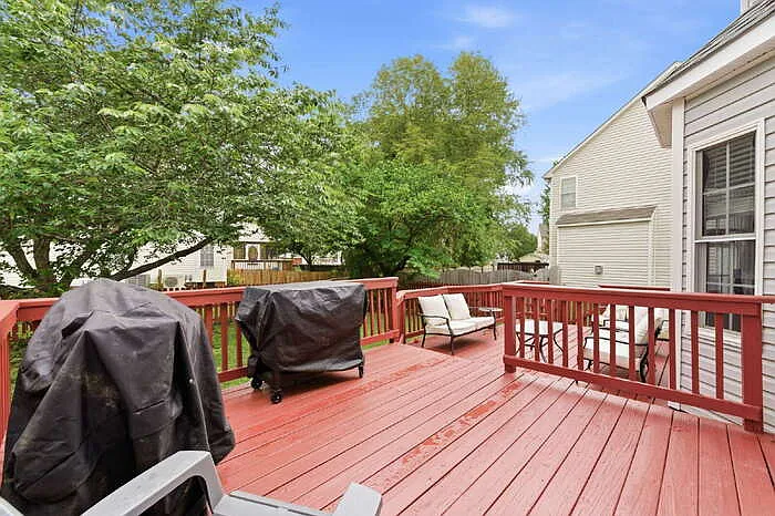 607 Green Garden Cir — Photo 36