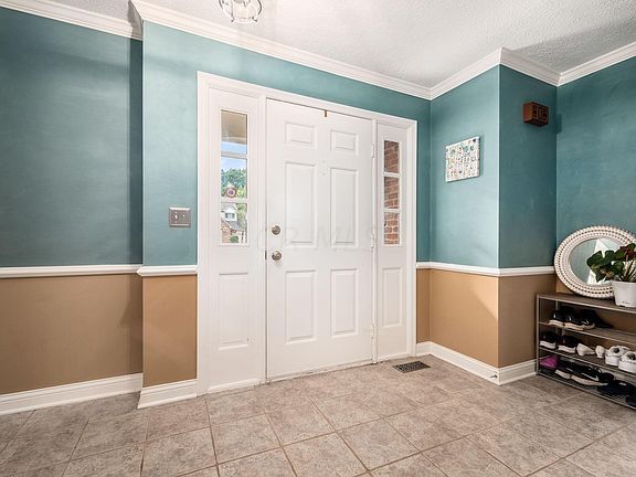 5th image of 2188 Stratingham Dr