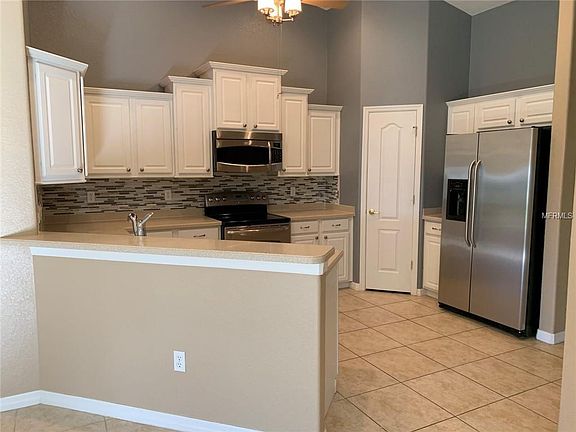 4th image of 5445 Shagbark Ct