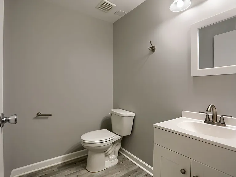 618 Milford Ct — Photo 18