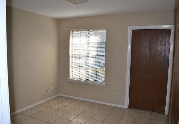 2nd image of 2604 Garrettson Dr #B