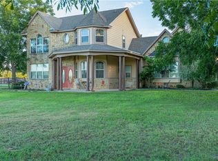 129 Plantation Oaks Ct, Springtown, TX 76082
