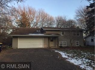 30445 Broadway St, Lindstrom, MN 55045