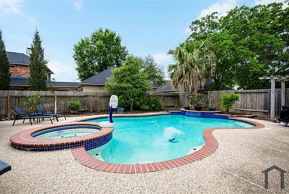 5810 Misty Island Ct — Photo 32
