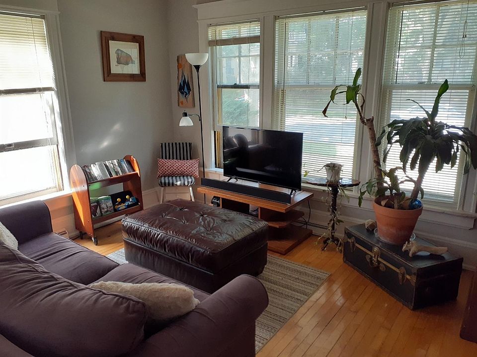 1st image of 3440 N Bartlett Ave #1