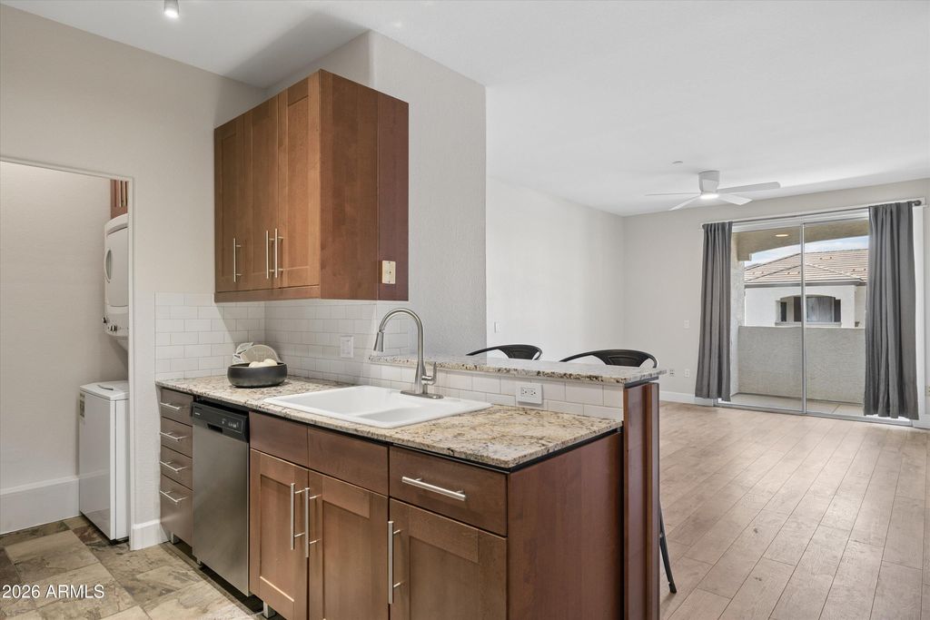 3302 N 7TH Street #322, Phoenix, AZ - View 3