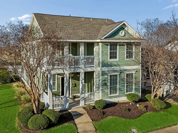 1209 Charleston Ln, Aubrey, TX 76227