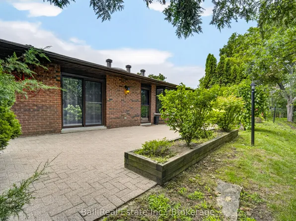 200 East St S #502, Kawartha Lakes, ON K0M 1A0