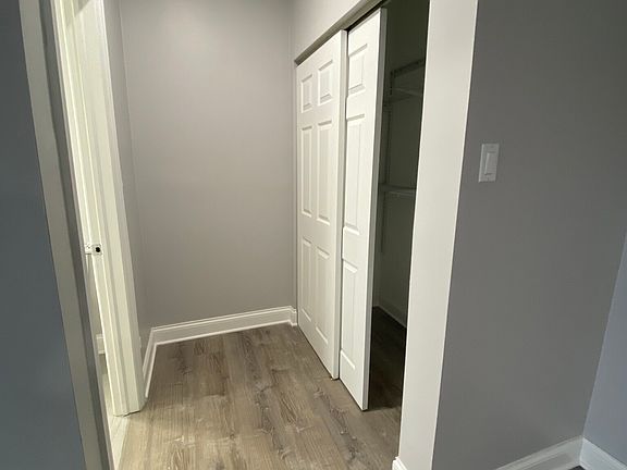 5th image of 4756 N Maplewood Ave APT 311