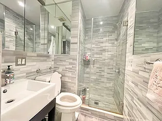 Rented by Century 21 Premier 
