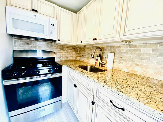 Rented by null | media 12