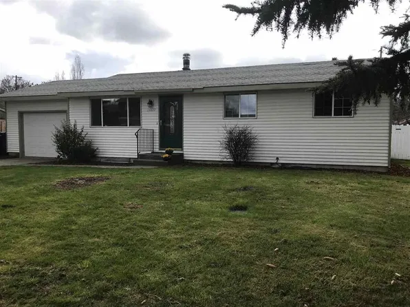 26610 E Queen Rd, Newman Lake, WA 99025